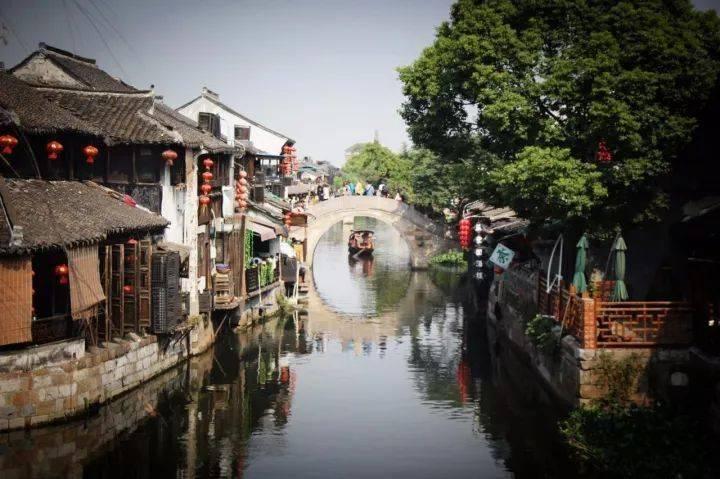 为何肺癌一发现就是晚期？可能与这4点相关，花两分钟看看吧！